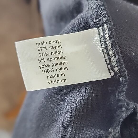 Lane Bryant long sleeve top with mesh neckline size 18-20 - Picture 6 of 8